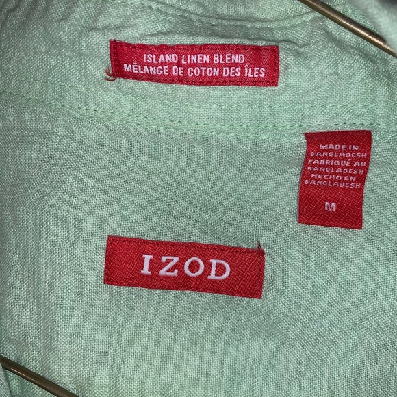 Size M Izod Long Sleeve Button Down - Picture 3 of 4